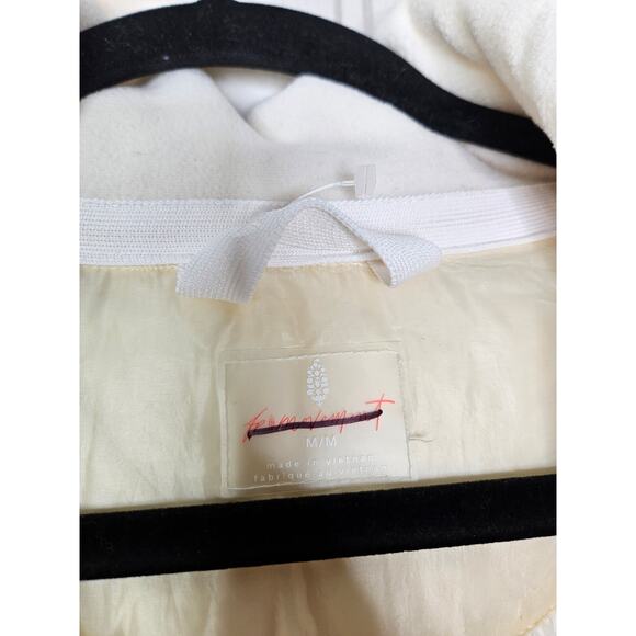 NEW No Tags Free People Movement M Patricia Packable Poncho Puffer White - Picture 5 of 5